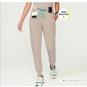 FIGS High waisted Zamora Boulder Scrub Pants